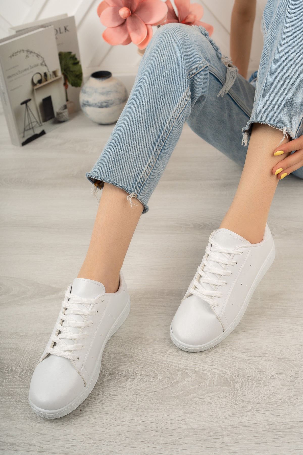 Lace-up White Women's Sneakers