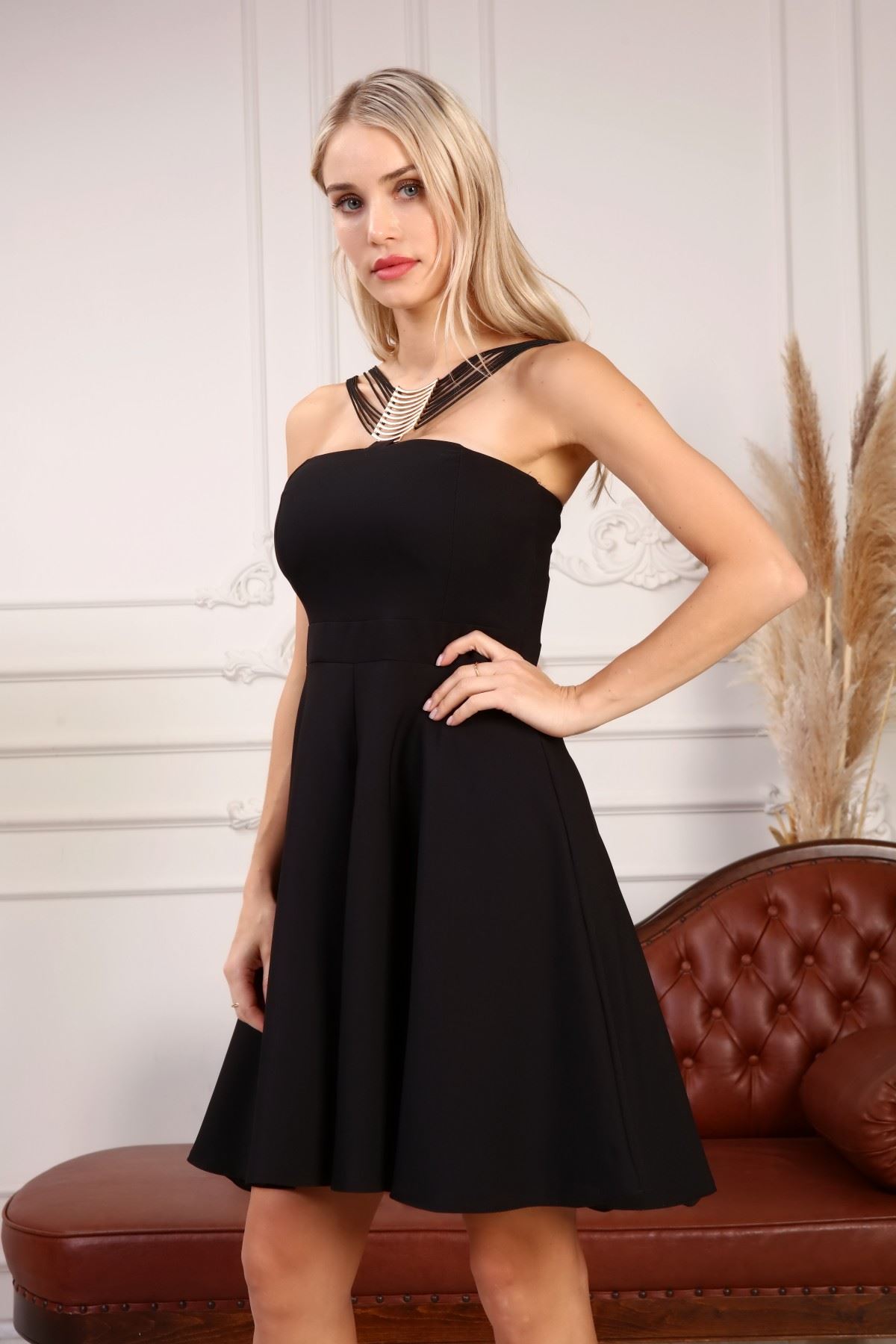 Flared Women's Dress with Metal Buckle