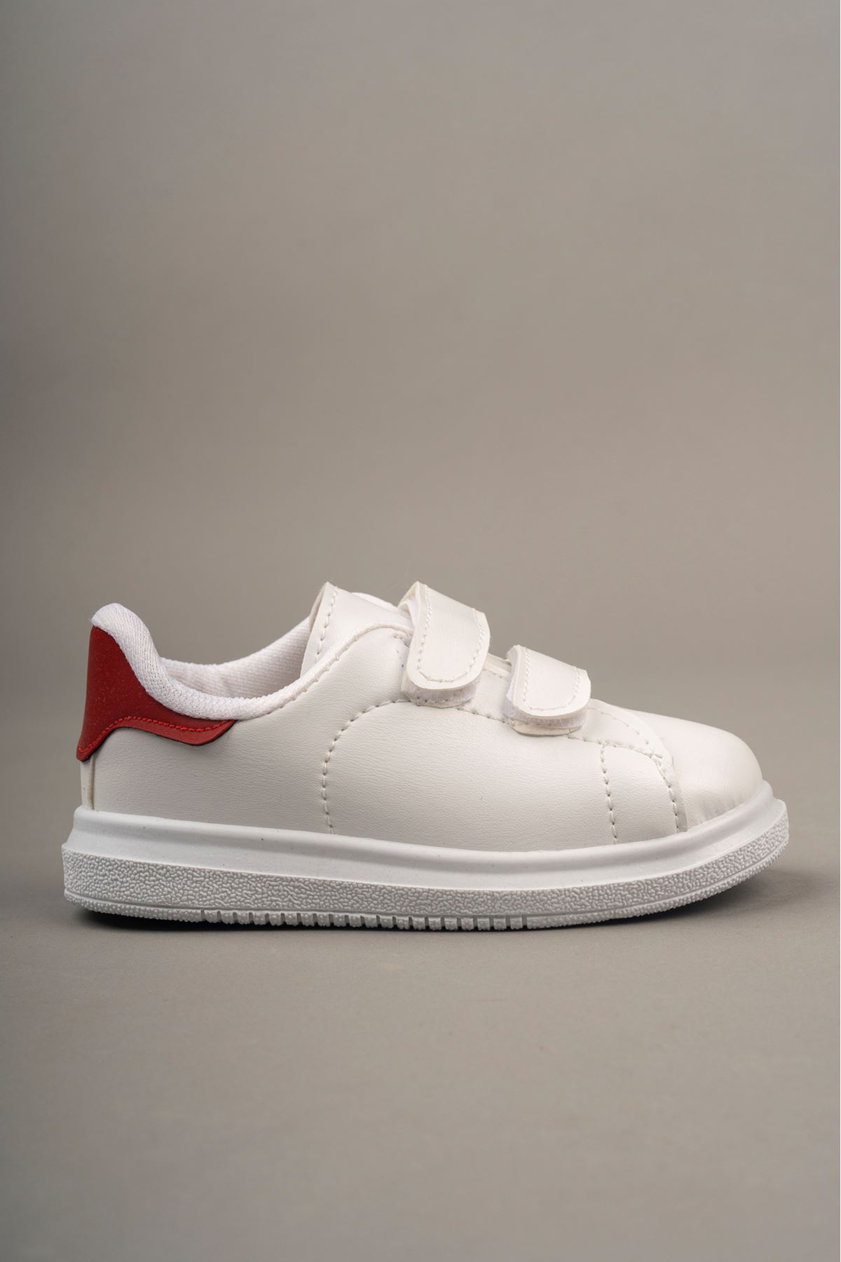 Beyaz Garnisi Kırmızı Çocuk Ayakkabı