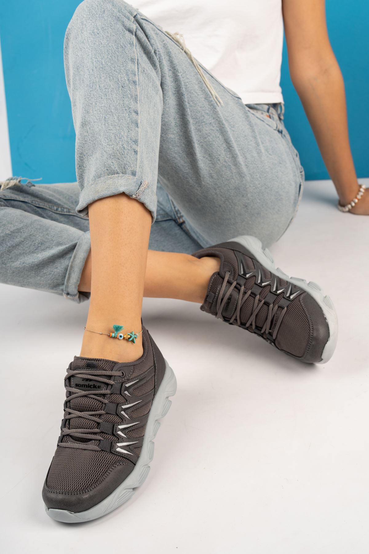 Bağcıklı Yanı Şeritli Füme Kadın Spor Ayakkabı