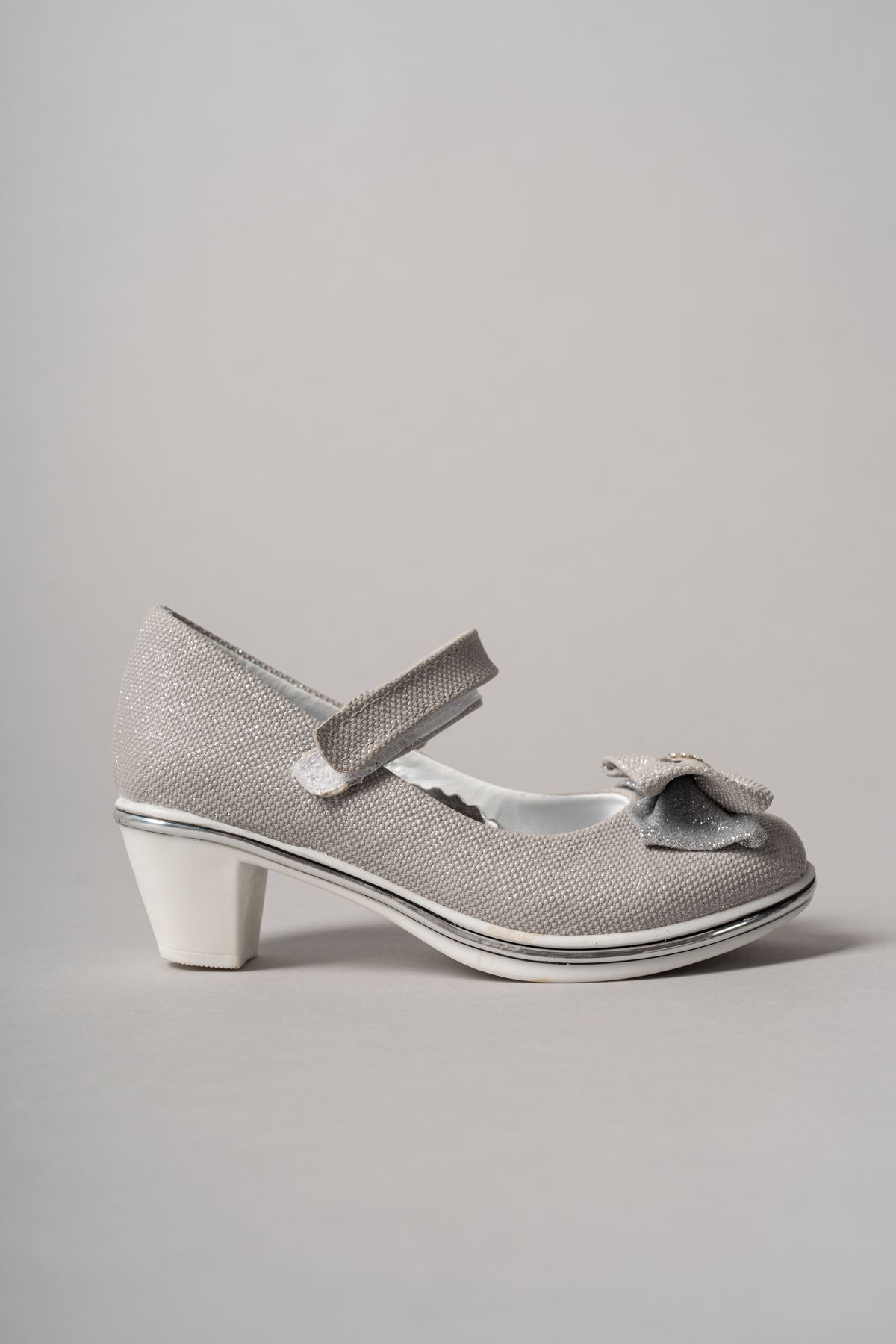 Topuklu Fiyonklu Gümüş Star Kız Çocuk Ayakkabı