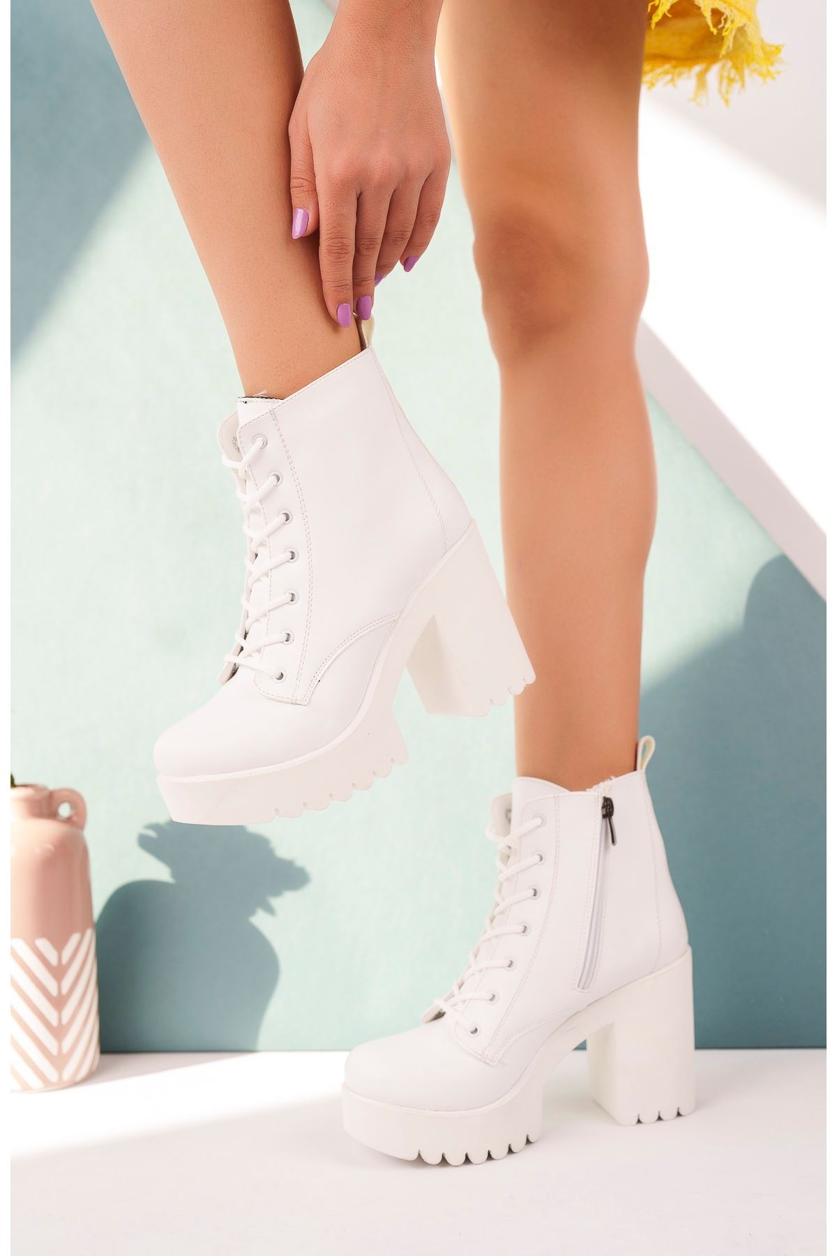 Platform Lace-up White Skin Women's Boots