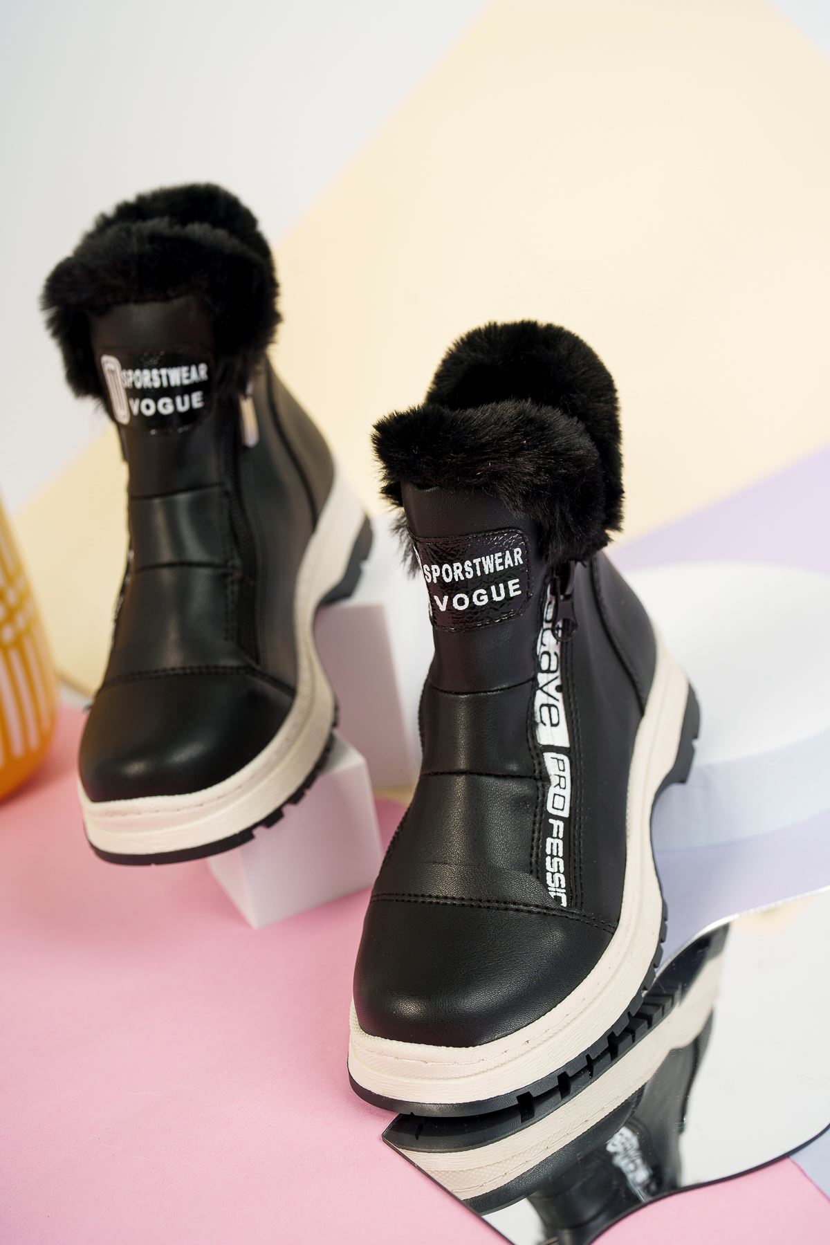 Black Skin Girl's Boots with Side Zipper