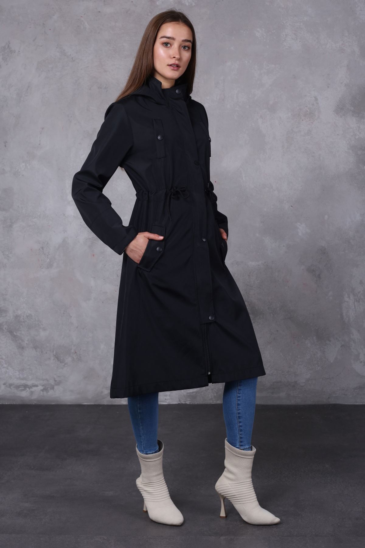 Long Women's Trench Coat with Sleeve Garnet