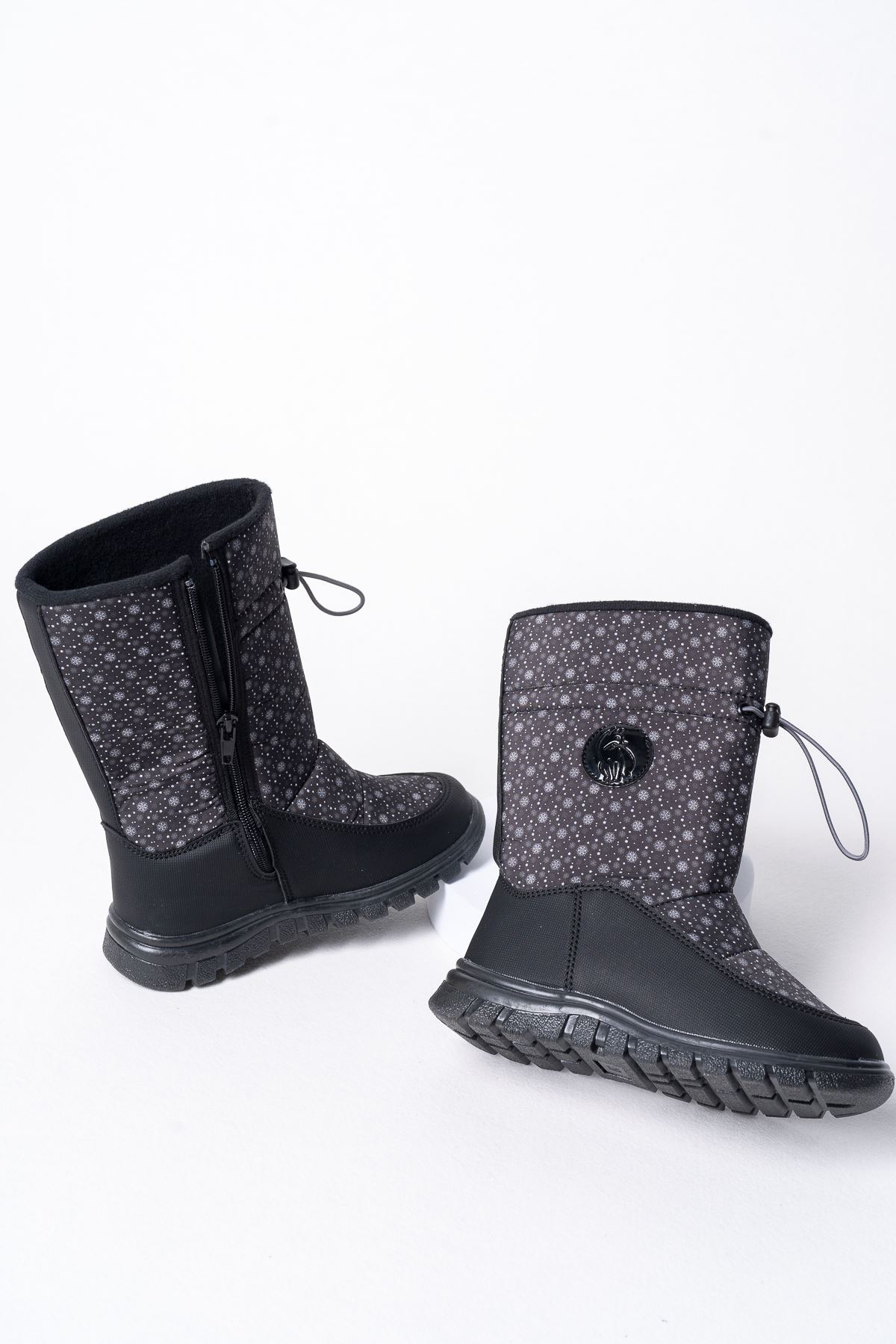 Black Printed Parachute Snow Boots with Elastic