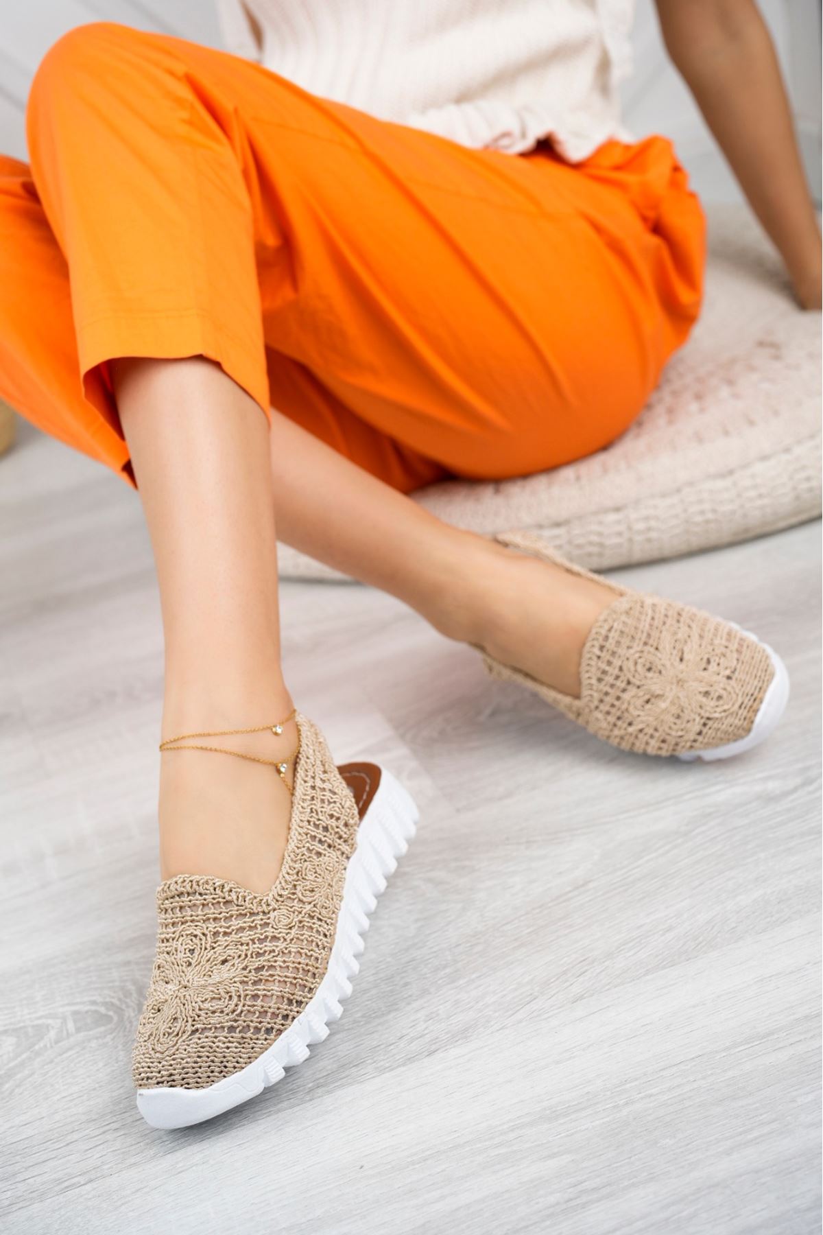 Open Back Skin Braided Shoes