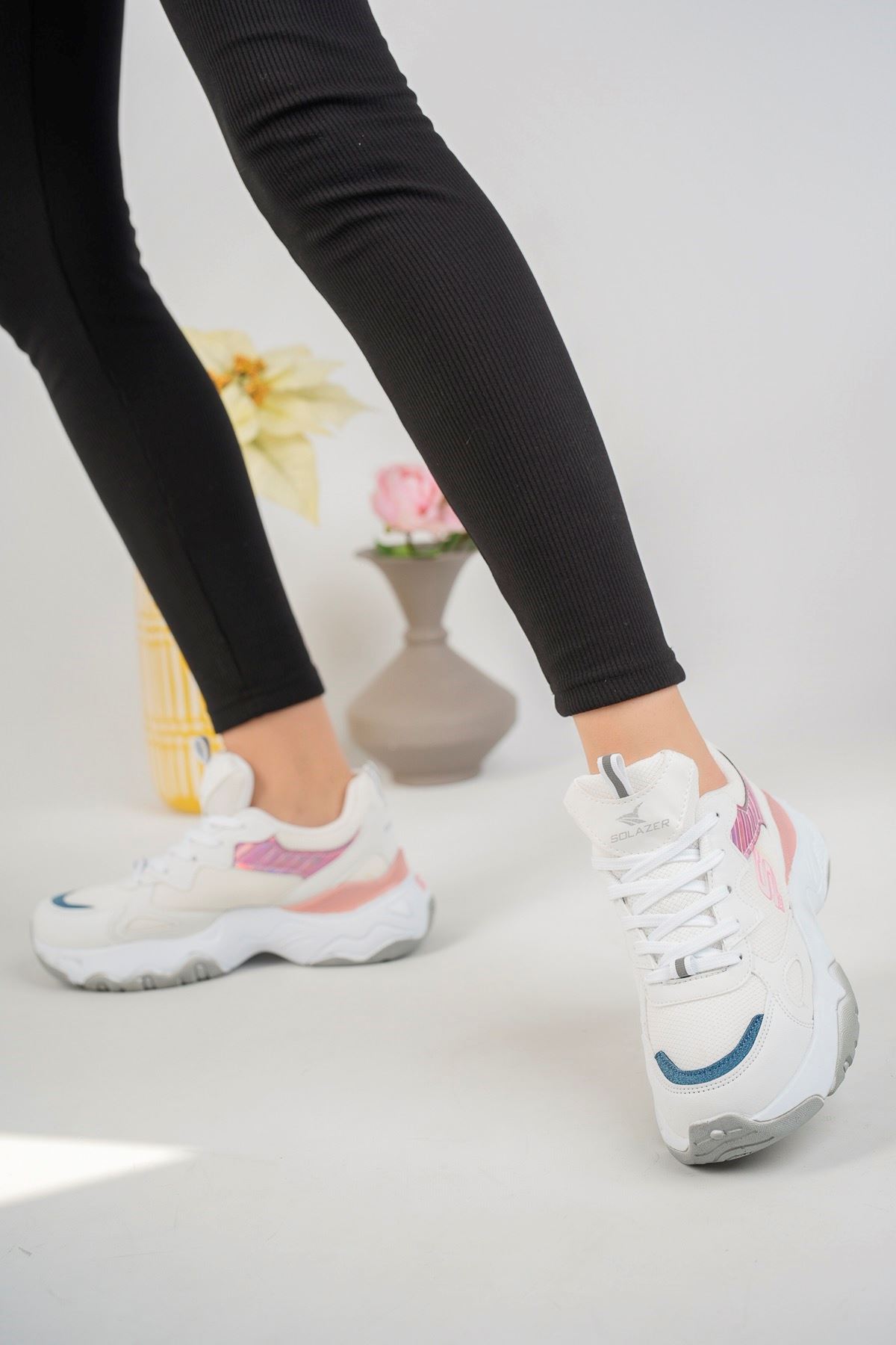 Yüksek Taban Beyaz Garnisi Pembe Kadın Spor Ayakkabı