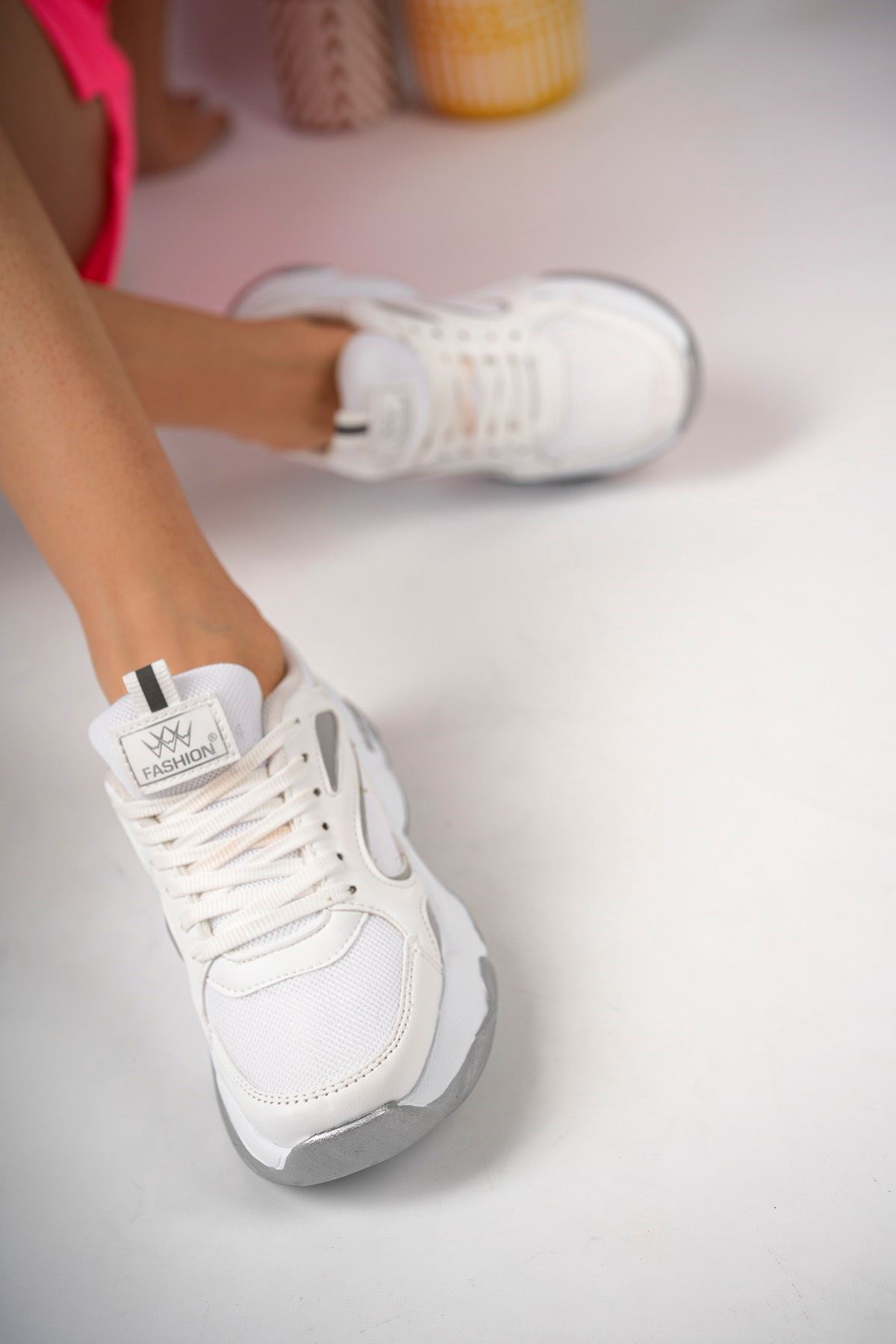 Yüksek Taban Beyaz Garnisi Gri Kadın Spor Ayakkabı