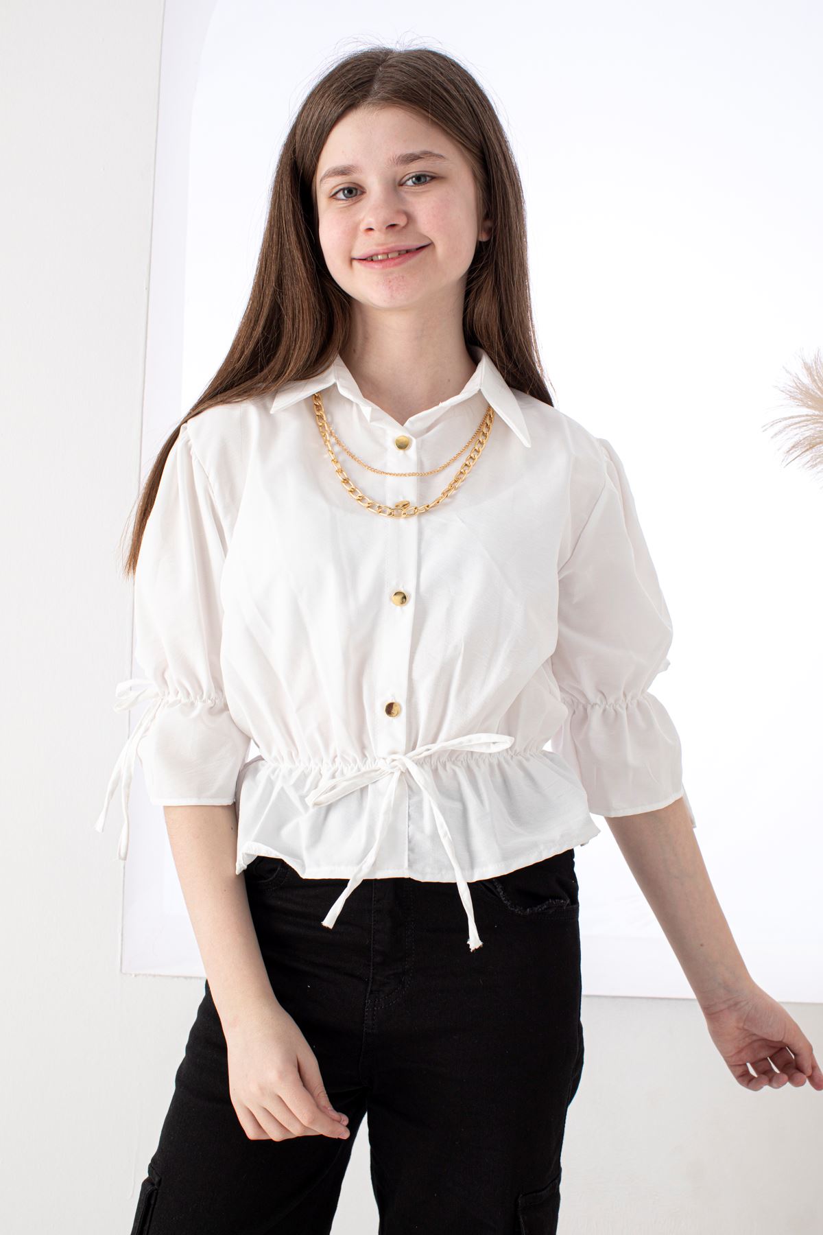 Girl's Shirt with Drawstring Necklace at the Bottom