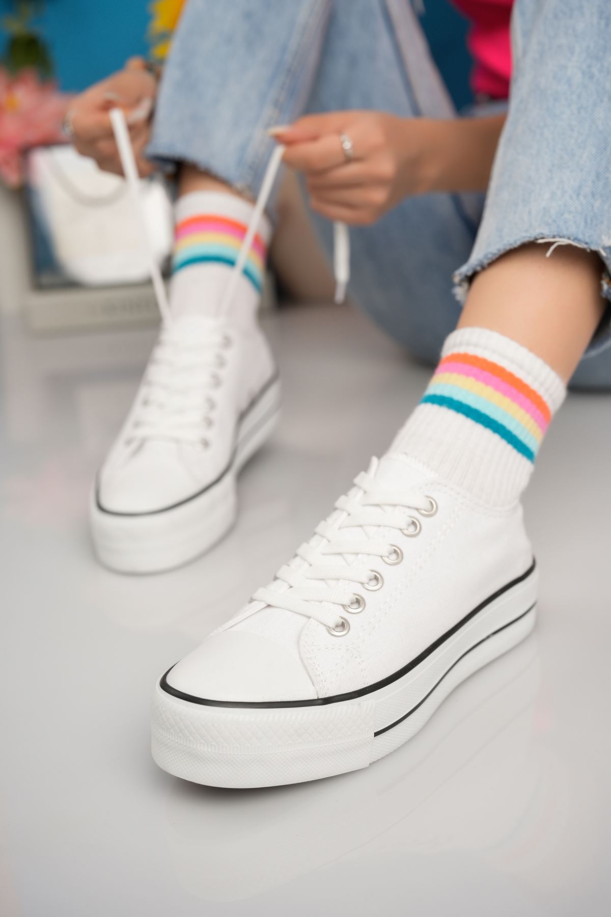 Thick Sole Short White Linen Sneakers