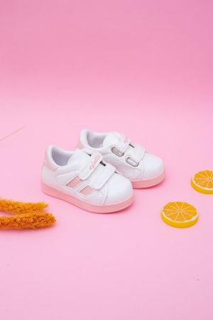 White Baby Shoes with Powder Stripe on the Side