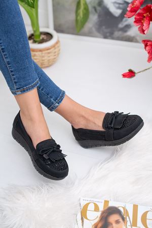 Orthopedic Padded Black Shoes with Toe Stone Tassels