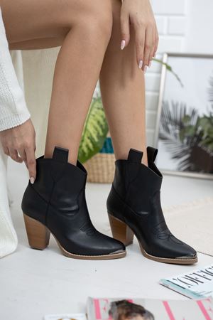 Black Skin Cowboy Boots with Mirrored Toe