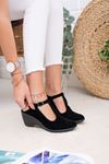 Women's Shoes with Filled Sole Buckle Post