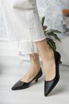 Black Skin Shoes with Pointed Toe Heels