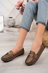 Women's Front Buckle Babet