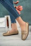 Women's Babet with Thin Chain Front