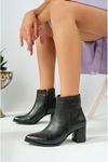 Pointed Mold Black Skin Women's Boots