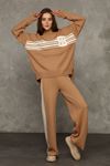 Women's Knitwear Suit with Front Pocket