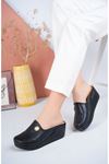 Padded Sole Closed Toe Slippers