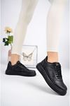 Low Sole Mekval Stitching Black Sneakers