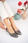 Pointed Molded Patterned Stone Platinum Women's Babet